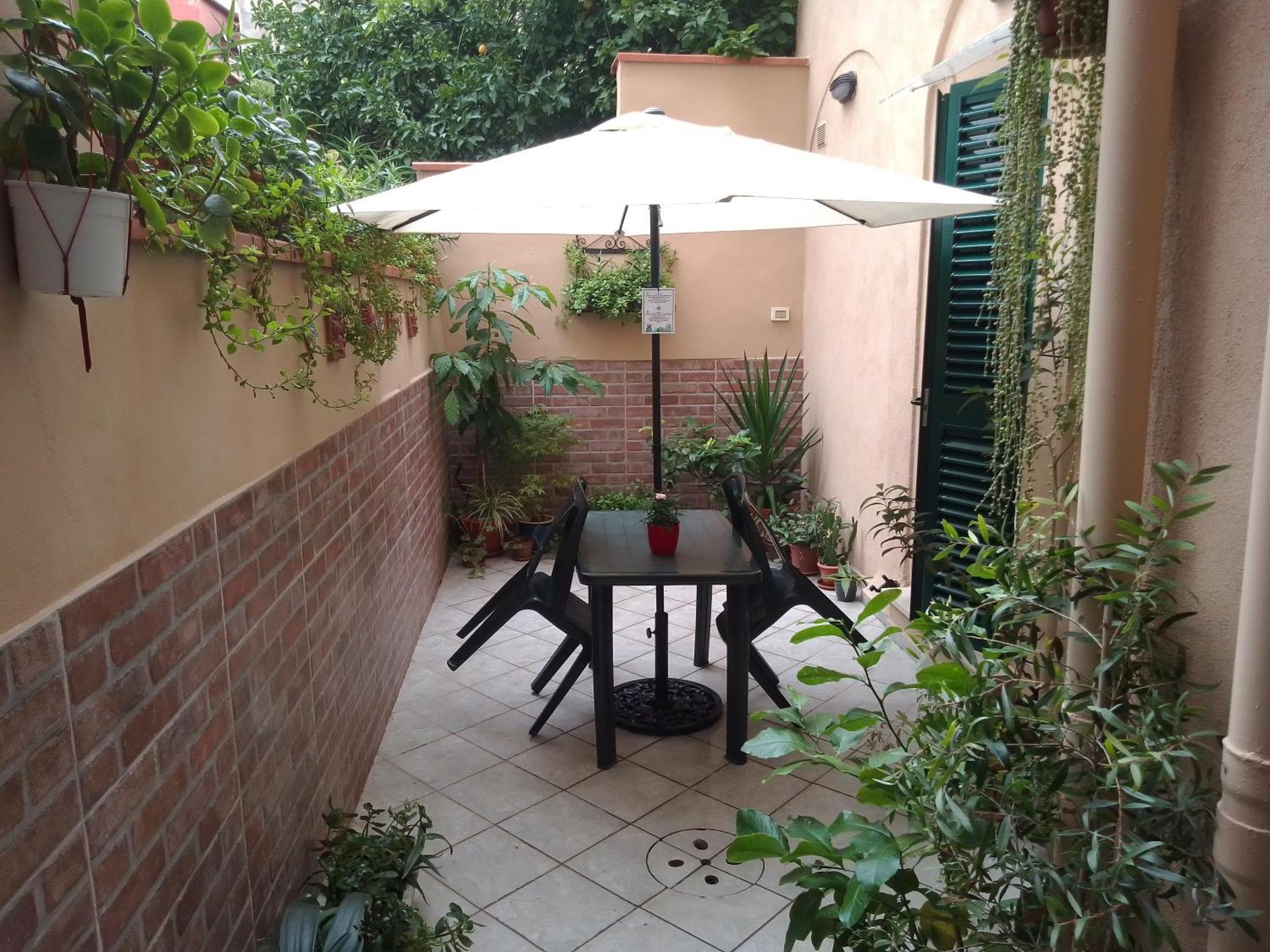 Il Piccolo Eden - Private Garden Daire Livorno Dış mekan fotoğraf