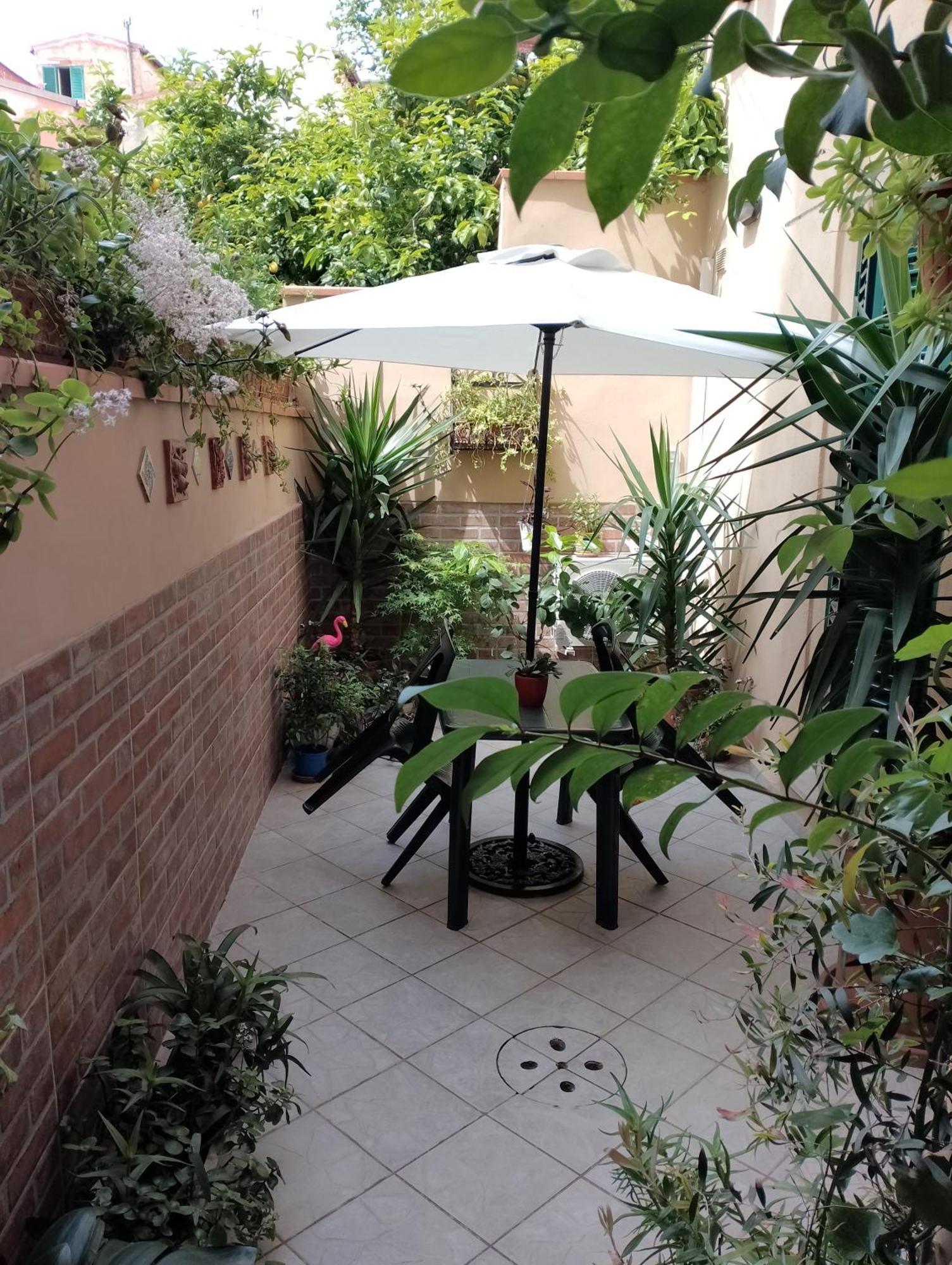 Il Piccolo Eden - Private Garden Daire Livorno Dış mekan fotoğraf